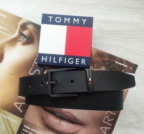 Шкіряний ремень Tommy Hilfiger з чорною пряжкою чорний