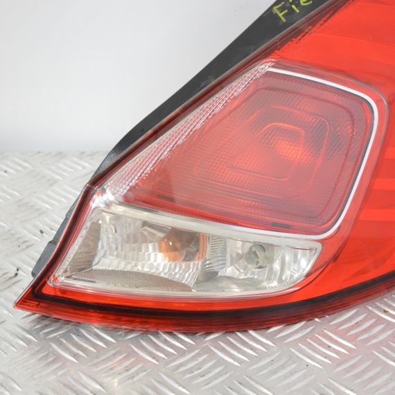 Ліхтар задній правий Ford Fiesta VII 2013-2017 Фара стоп задня права Форд Фієста 7 C1BB13404A | Зображення 2