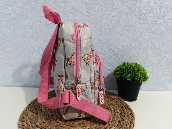 БУ Рюкзак дитячий Cath Kids London котики квіти для дівчинки Тривожна валіза | Зображення 3