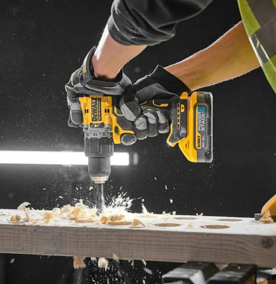 Дриль-шурупокрут акумуляторний DeWalt з АКБ та ЗП DCD805H2T | Зображення 1