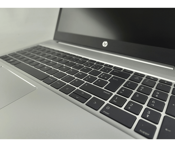 Ноутбук HP ProBook 450 G6 / 15.6" (1366x768) TN / Intel Core i5-8265U (4 (8) ядра по 1.6 - 3.9 GHz) / 8 GB DDR4 / 240 GB SSD / Intel UHD Graphics / WebCam б/у | Зображення 2
