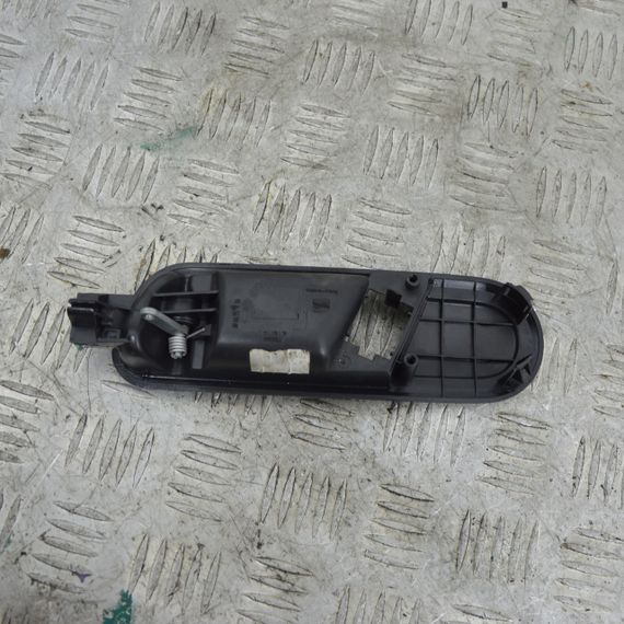 Ручка дверей передня права Seat Ibiza III 2002-2009 Внутрішня дверна ручка права Сеат 6L1837114E | Зображення 1