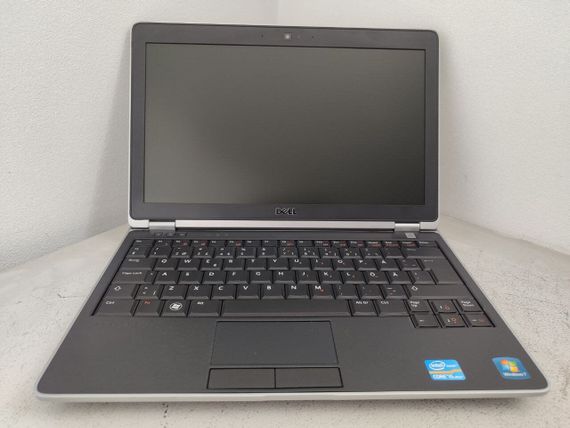 Нетбук Dell Latitude E6220 / 12.5" (1366x768) TN / Intel Core i5-2520M (2 (4) ядра по 2.5 - 3.2 GHz) / 8 GB DDR3 / 128 GB SSD / Intel HD Graphics 3000 / WebCam б/у | Зображення 1