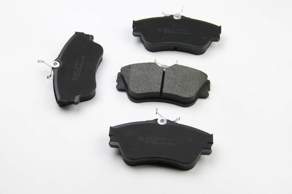 Колодки передні гальмівні T4 1.9TD/2.4D 99 (R15) (невент.диск), Bremsi (BP2625) | Зображення 1