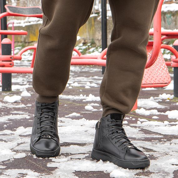 Ботинки на толстой подошве 42 43 размер | Зображення 1