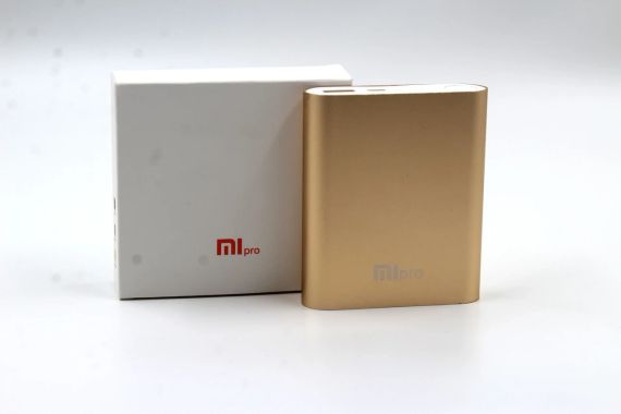 Мобільна зарядка 10400/4800mAh MI