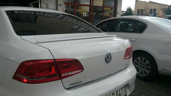 Спойлер (под покраску) для Volkswagen Passat B7 2012-2015 гг | Зображення 1