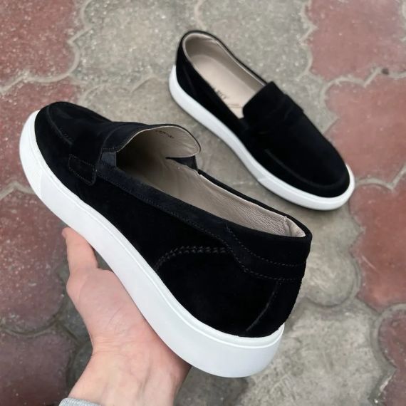 Сучасні чоловічі лофери замшеві на білій підошві 45 розмір | Зображення 1