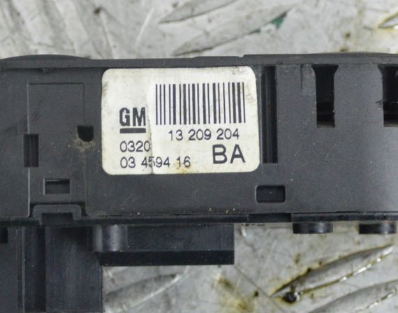 Блок керування склопідйомниками передній лівий Opel Astra H Zafira B 2004-2015 Опель 13209204 13209204BA | Зображення 4
