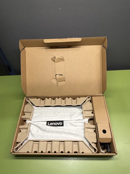 Ультрабук-трансформер Б-клас Lenovo Yoga 7 2in1 / 16" (1920x1200) IPS Touch / Intel Core Ultra 7 256V (8 ядер по 2.2 - 4.8 GHz) / 16 GB DDR5 / 1000 GB SSD / Intel Arc 140V GPU / WebCam / TouchID б/в | Зображення 4