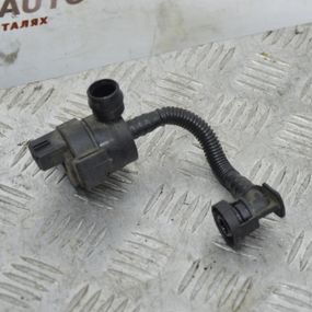 Клапан вакуумного насоса BMW E87 E90 E91 E92 E93 2005-2013 Вакуумний клапан БМВ е87 е90 е91 7551262