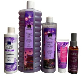 Женский SPA набор Avon 5в1: интимный гель 250 мл, пена для ванны 1000 мл, гель для душа 500 мл, крем для рук 75 мл