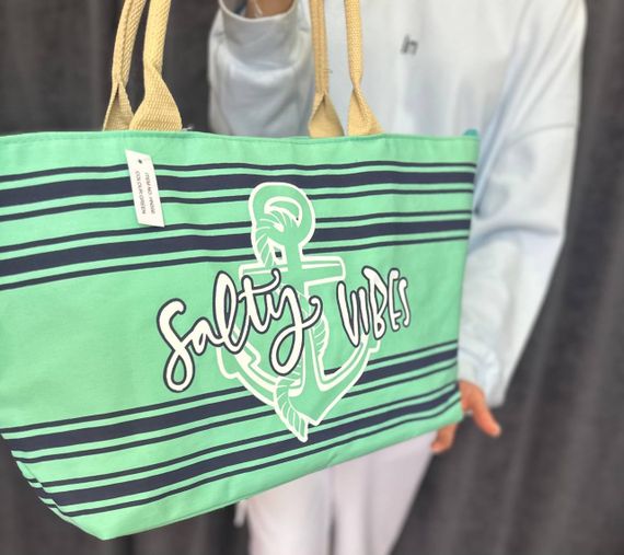 Женская большая пляжная сумка в полоску одно отделение на молнии AV556 размер 40/28, салатовая