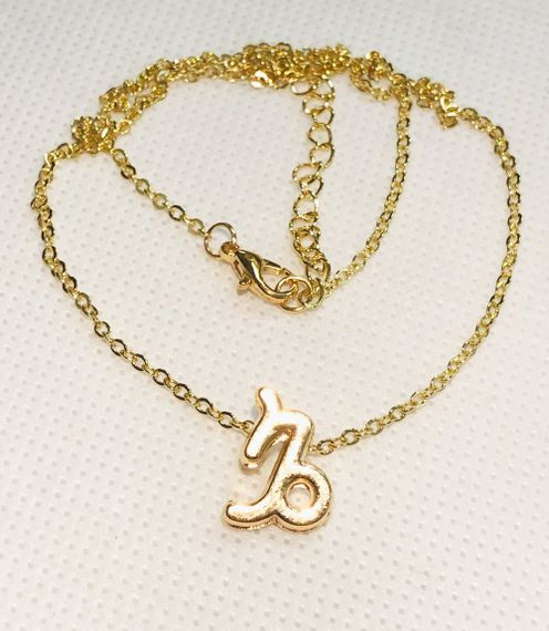 Колье Primo с подвеской знак зодиака Capricorn (Козерог) - Gold