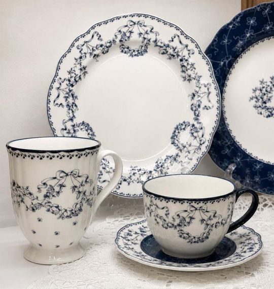Набір обідніх тарілок із порцеляни Sapphire Line: Maxi, D=26 см (2 шт.) | Зображення 1