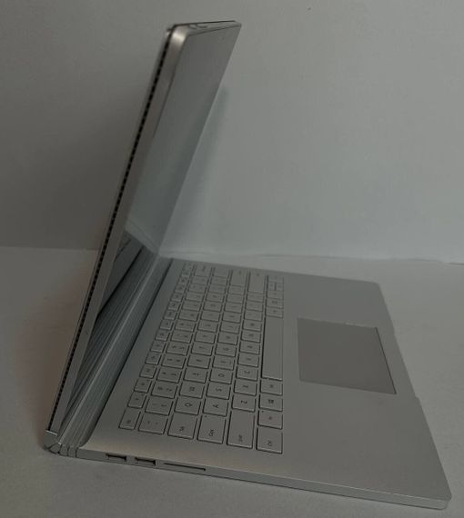 Игровой ультрабук-трансформер Microsoft Surface Book 2 / 13.5" (3000x2000) IPS Touch / Intel Core i7-8650U (4 (8) ядра по 1.9 - 4.2 GHz) / 8 GB DDR4 / 256 GB SSD / nVidia GeForce GTX 1050, 2 GB GDDR5, 128-bit / WebCam б/у | Зображення 3