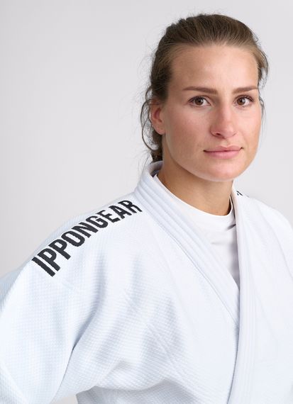 Кімоно для дзюдо ліцензійне IPPONGEAR, серія LEGEND 2 (IJF Approved), біле, розмір 175, Women (жіночій крій) | Зображення 2