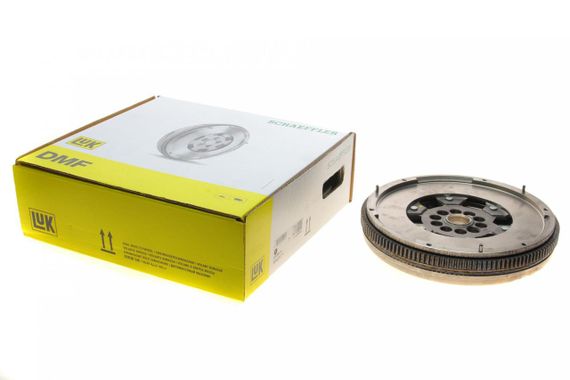 Демпфер зчеплення Audi A3 VW Golf V 3.2 03-09 415 0333 10