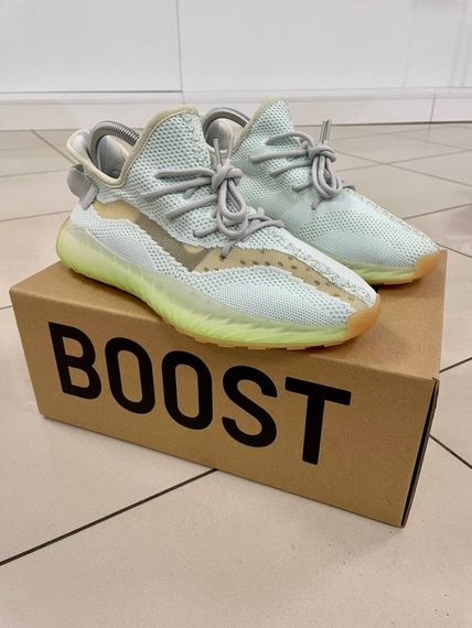 Кросівки Adidas Yeesy Boost 350 V2 (blue / green) | Зображення 8