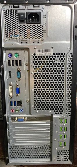 Комп'ютер Fujitsu Esprimo P720 E90 Tower / Intel Core i7-4790 (4 (8) ядра по 3,6 - 4,0 ГГц) / 16 ГБ DDR3 / 256 ГБ SSD / AMD Radeon R7 340, 2 ГБ GDDR3, 64-біт / DVD-ROM б/в | Зображення 3