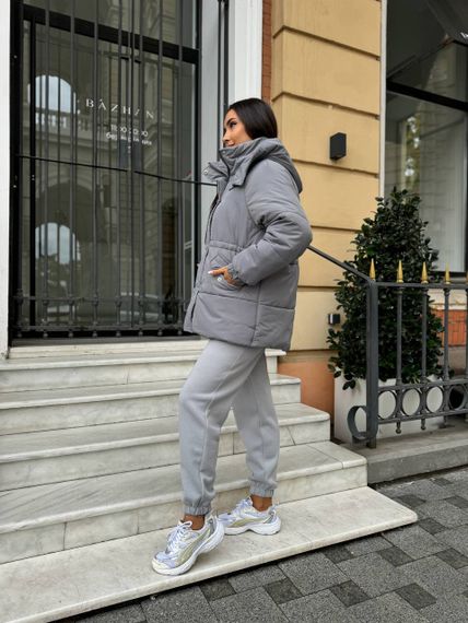 Женская теплая зимняя куртка на кулиске с капюшоном NB24035 цвет серый размер 50/52 | Зображення 1