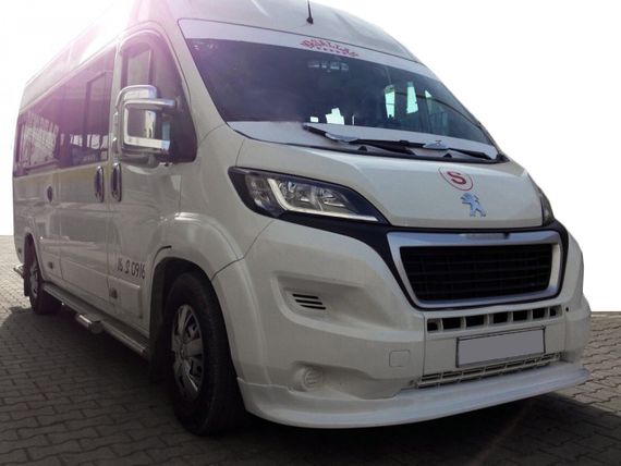 Передняя накладка 2014-2024 (узкая, под покраску) для Peugeot Boxer 2006-2024 и 2014-2024 гг