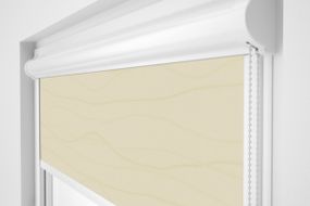 Рулонна штора Rolets Фала 2-2304-1450 145x170 см закритого типу Пряжене молоко