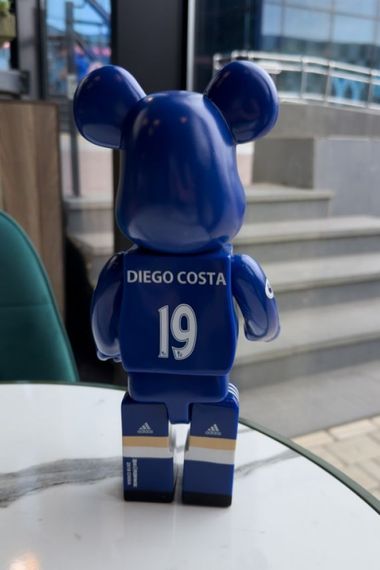 Фигурка Bearbrick Yokohama CFC дизайнерська статуетка ведмідь Беарбрік 28 см mb036 синій | Зображення 3