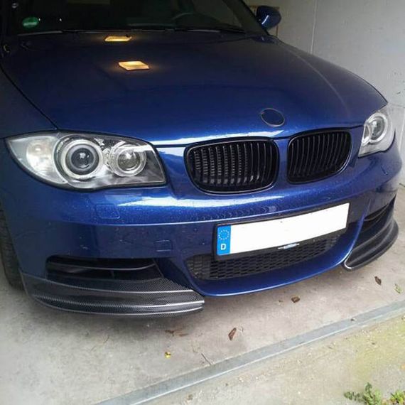 Накладки на передній бампер Flap (для E82/E88 M-Sport, Карбон) для BMW 1 серія E81/82/87/88 2004-2011 рр | Зображення 1