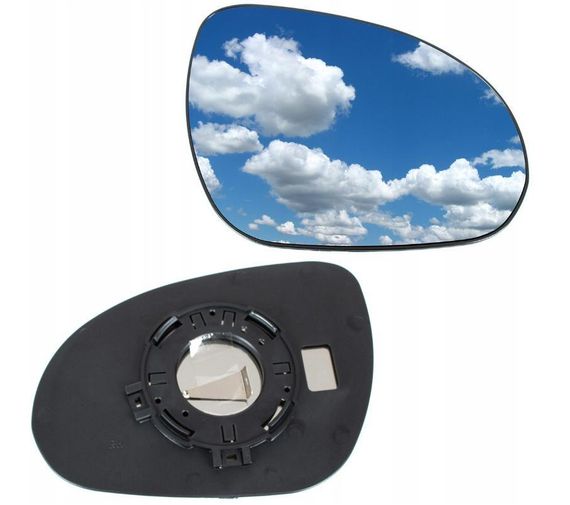 Hyundai i30 07-12 вкладыш зеркала с подогревом правый Хюндай i30