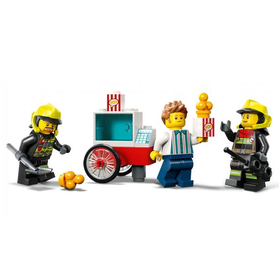 Конструктор LEGO City Пожежне депо та пожежна машина 153 деталі (60375) | Зображення 2