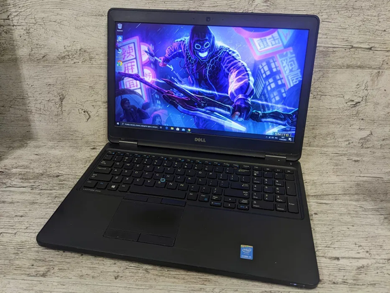 Ноутбук Игровой Dell 15.6  Full HD 8/256GB SSD Intel core i5 + Nvidia 830 2GB