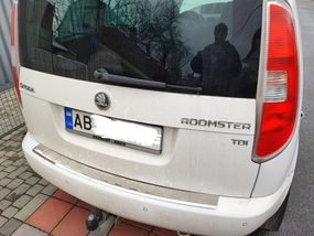 Накладка на задний бампер (нерж) Матовая для Skoda Roomster 2007↗ гг.