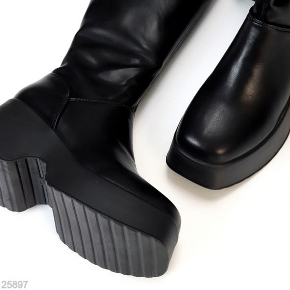Эффектные легкие черные ботфорты стрейч еврозима на платформе | Зображення 2