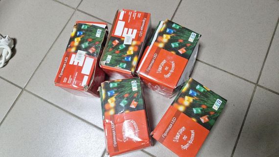 ОЧЕНКА! Гірлянда 100LED 9 м цв. білий дріт (Плохе паковання 2578) | Зображення 1