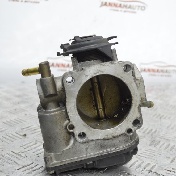 Дросельна заслінка Volkswagen Bora Golf IV 1.8 дросель Фольксваген Гольф 4 Бора 06A133064M | Зображення 3