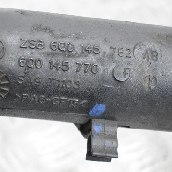 Патрубок інтеркулера 1.9 TDI Skoda Fabia 2001-2009 трубка шланг Шкода Фабія 6Q0145762AB | Зображення 3