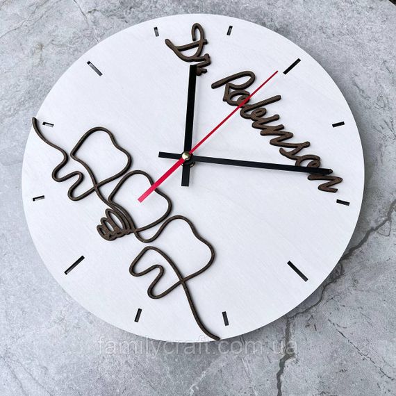 Іменні настінні дерев'яні годинники стоматолога Подарок дантисту або ортодонту, зубному лікарю | Зображення 4