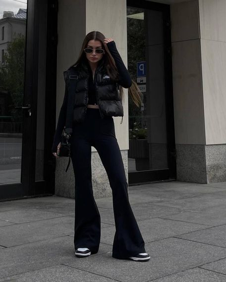 Жіночі штани-лосини клеш з високою посадкою колір чорний, розмір 44/46 SH227