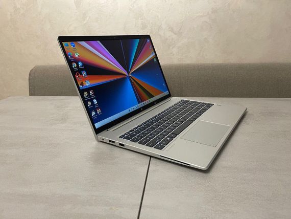 Ультрабук HP EliteBook 650 G9 / 15.6" (1920x1080) IPS / Intel Core i5-1245U (10 (12) ядер 3.3 - 4.4 GHz) / 16 GB DDR4 / 256 GB SSD M.2 / Intel Iris Xe Graphics / WebCam б/в | Зображення 4