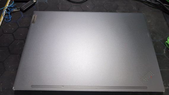 Ноутбук Б-клас Lenovo ThinkPad T14s Gen 2 / 14" (3840x2160) IPS / Intel Core i7-1165G7 (4 (8) ядра по 2.8 - 4.7 GHz) / 16 GB DDR4 / 480 GB SSD / Intel Iris Xe Graphics / WebCam б/в + Подарунок  Бездротова миша HOCO GM28 | Зображення 7