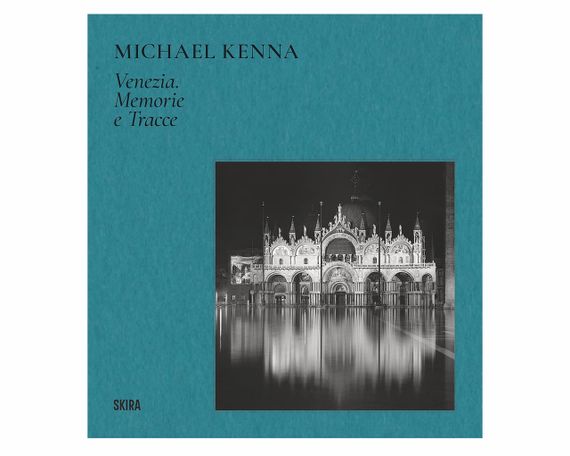 Книга известные фотографы современности Майкл Кенна Michael Kenna: Venice книги о фотографии