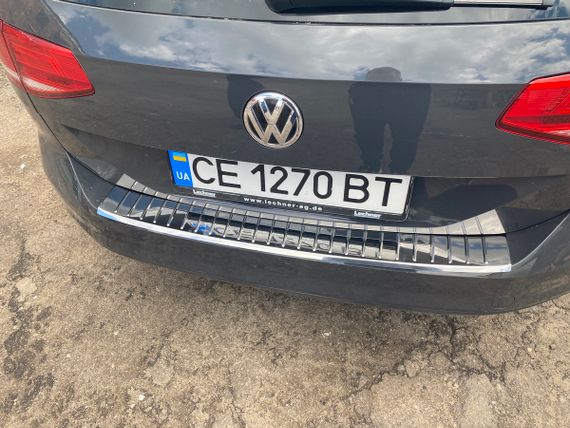 Накладка на задний бампер Carmos V1 (SW) для Volkswagen Passat B8 2015-2024 гг | Зображення 1