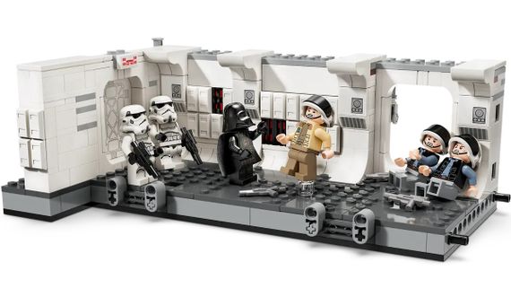 Конструктор LEGO Star Wars Посадка на борт Тантів IV 75387 | Зображення 3