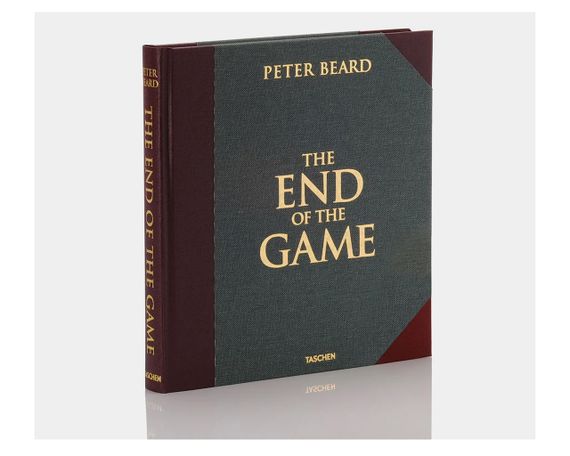 Книга альбом відомих фотографів про Африку фотографії Пітера Бірда Peter Beard. The End of the Game