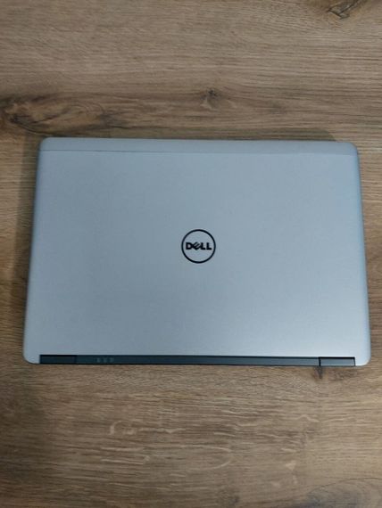 Ноутбук Б-класс Dell Latitude E7440 / 14" (1920x1080) TN / Intel Core i5-4300U (2 (4) ядра по 1.9 - 2.9 GHz) / 8 GB DDR3 / 256 GB SSD / Intel HD Graphics 4400 / WebCam б/у | Зображення 6