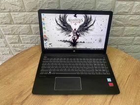 Ноутбук HP Pavilion 15 15,6" IPS i7 7700HQ 12Gb/SSD128+HDD500/Radeon RX550