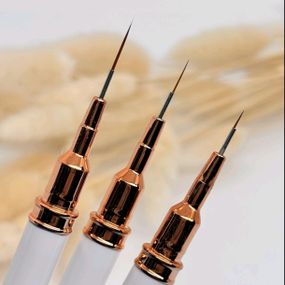 Набор белых ультратонких кистей Global Fashion для росписи, вензелей и френча (4, 8, 12 мм)