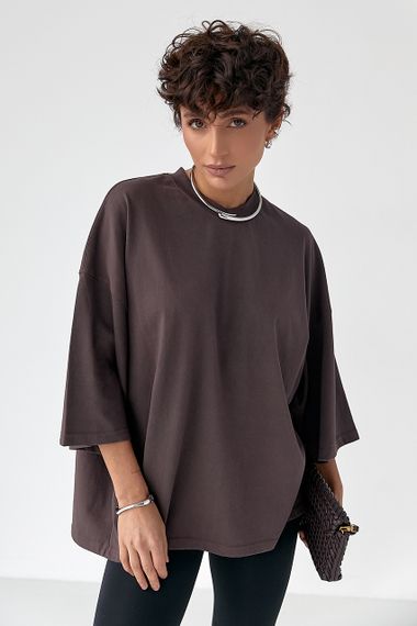 Жіноча футболка оверсайз із декоративним швом на спині - коричневий цвет, ONE SIZE (є розміри) | Зображення 4
