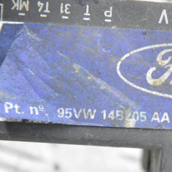 Блок керування вентилятором Volkswagen Golf III Passat Caddy Реле вентилятора Фольксваген Гольф 95VW14B205AA | Зображення 1